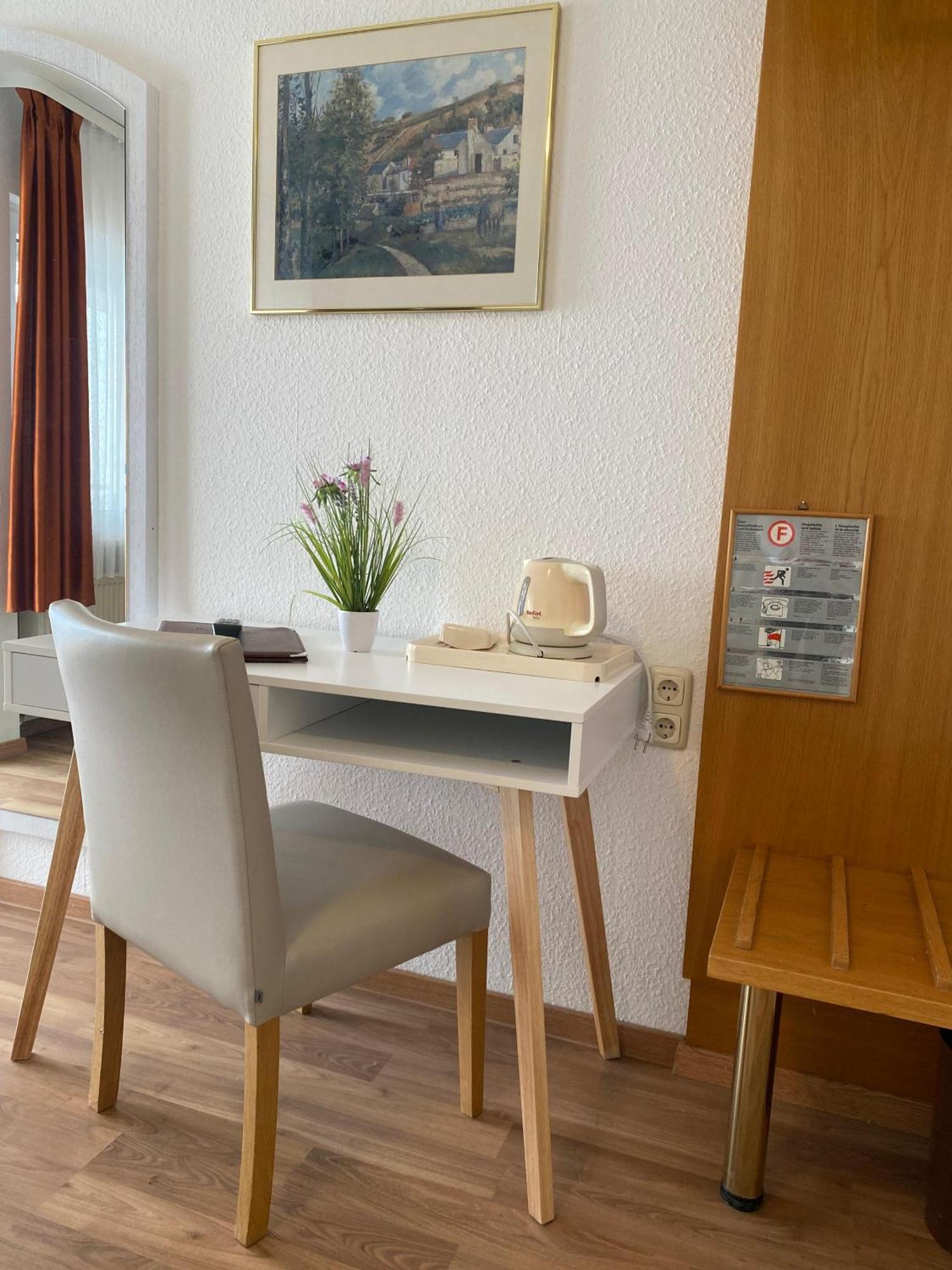 Sletz Parkhotel Гисен Экстерьер фото