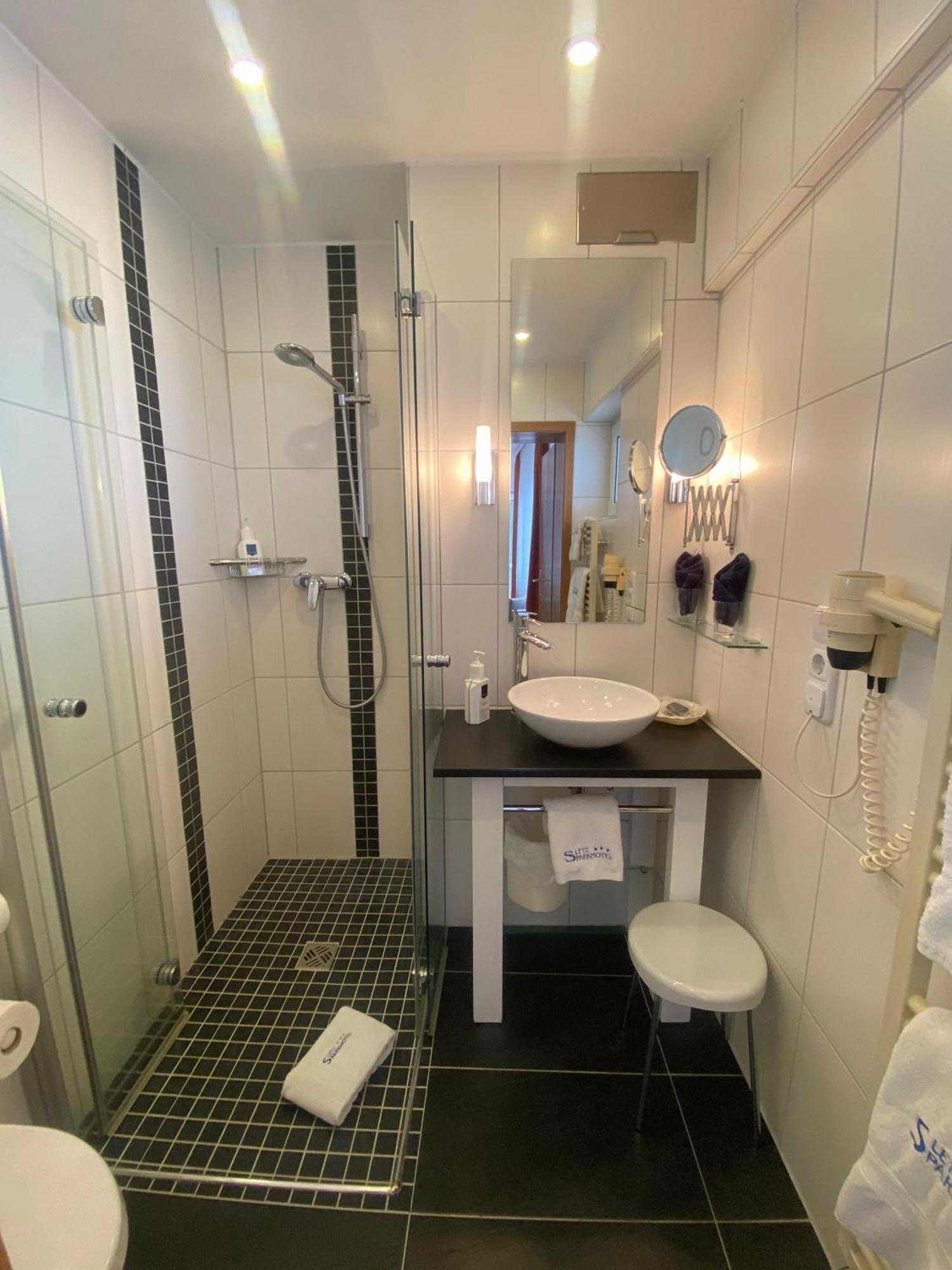 Sletz Parkhotel Гисен Экстерьер фото